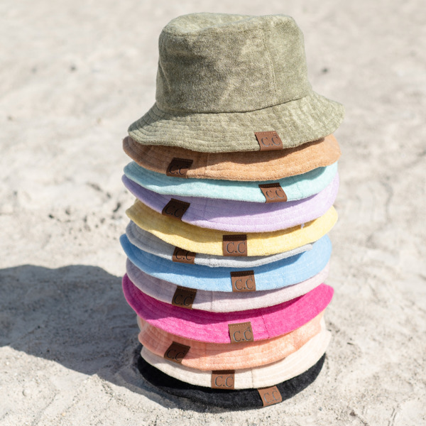 帽子 solsoonerorlater hand-knitted bubkethat Hand-knitted Bucket Hat Available from 9/19 No time to blink